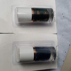 Mineral Fusion Nail Polish Duo Deep Dive & Green With Envy. NIP